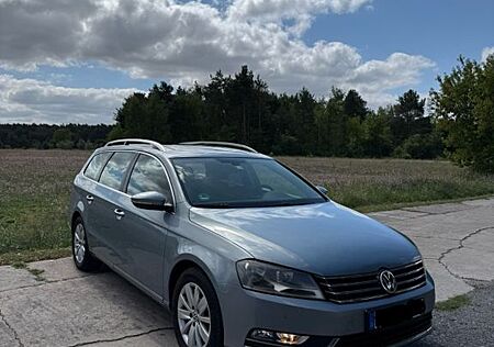 VW Passat Variant Volkswagen 2.0 TDI Comfortline BMT Varia...