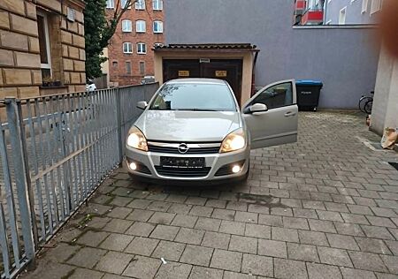 Opel Astra 1.4 Twinport ecoFLEX -