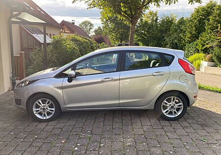 Ford Fiesta 1,0 EcoBoost 74kW S/S SYNC Edition 8 Räde