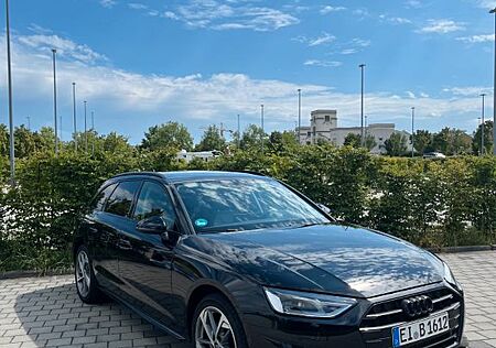 Audi A4 Avant 35 TFSI advanced
