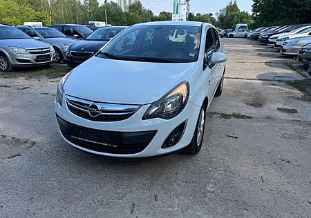 Opel Corsa D Active-TÜV-06-2027