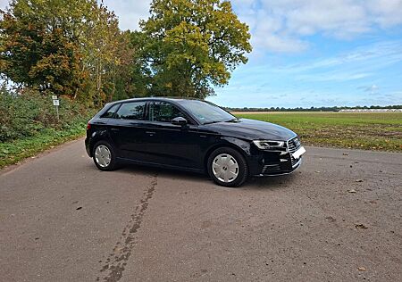 Audi A3 1.4 TFSI e-tron S tronic sport Sportback ...