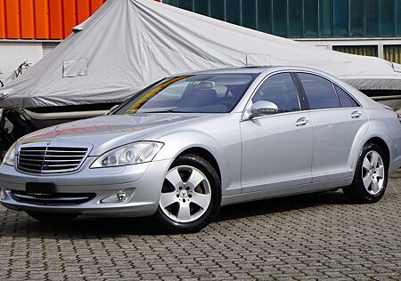 Mercedes-Benz S 500 - original, 8 fach bereift, scheckheft