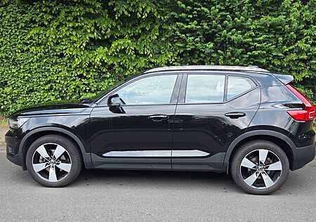 Volvo XC 40 XC40 B4 AWD Momentum Pro DCT Momentum Pro
