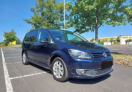 VW Touran Volkswagen 1.4 TSI DSG Comfortline 7-Sitzer 1T3