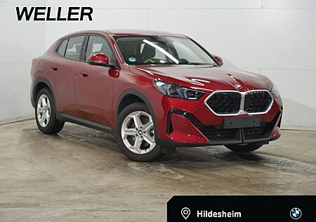 BMW X2 sDrive20i AHK DriAs PaAs AdapLED Kam KomfZug
