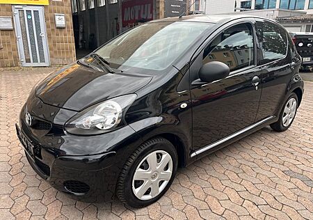 Toyota Aygo (X) Aygo (X) 1,0-l-VVT-i Cool Cool