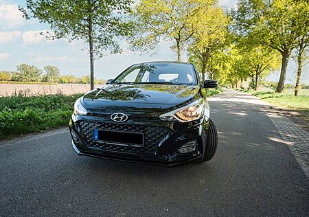 Hyundai i20 1.2 Blue Trend Navi