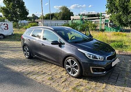 Kia Cee'd Sportswagon 1.6 GDI DCT Platinum Editi...