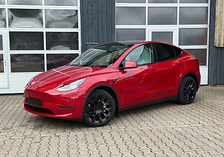 Tesla Model Y Long Range Dual AWD/Autopilot/Weiß/20-Zo