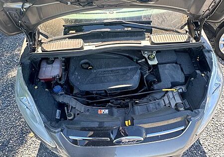 Ford C-Max 1,6 EcoBoost 110kW Titanium Titanium