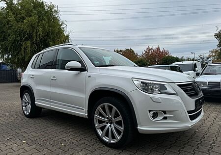 VW Tiguan Volkswagen R-Line 4Motion DSG NAVI/LEDER/SHZ/TOP