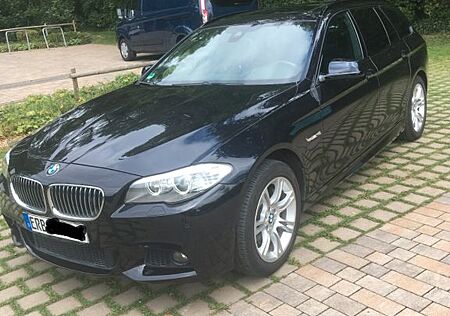 BMW 525d xDrive M Head Up Touring Panorama Navi Lede