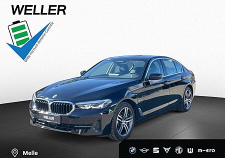 BMW 530e Sport Line ACC LED LHZ SHZ SpoSi LiveCPro