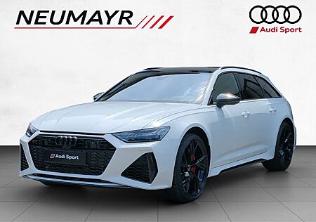 Audi RS6 Avant Keramik; Carbon; Pano; B&O UPE 187.575