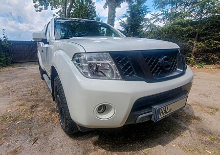 Nissan Navara D40 *LKW Zul.*2.Hd*190PS*4X4*Klima