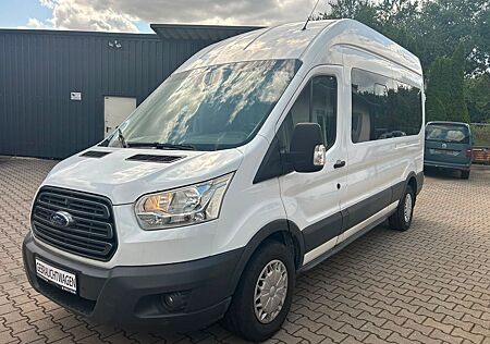 Ford L3 Trend Rollstuhl mit Bühne
