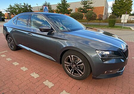 Skoda Superb gebraucht kaufen Skoda Superb 2.0 TSI 162kW DSG Style Style