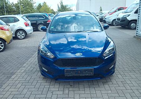 Ford Focus Turnier ST-Line