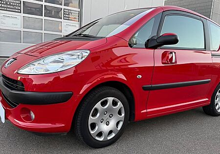 Peugeot 1007 1.4 Premium AUTOMATIK TÜV,25.000KM,PDC,KLIM