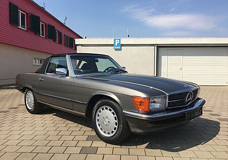 Mercedes-Benz SL 560 Cabrio