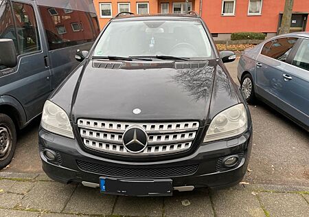 Mercedes-Benz ML 320 CDI 4MATIC -