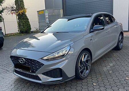 Hyundai i30 Fastback N Line Mild-Hybrid "Top gepflegt"