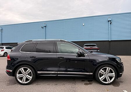Volkswagen Touareg 4.2 V8 TDI Tiptronic - R Line 21 Zoll