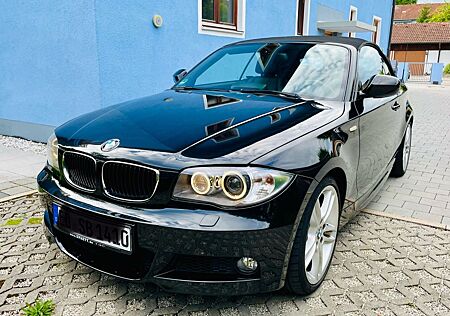 BMW 120d Cabrio Navi M-Sportpaket 8fach bereift