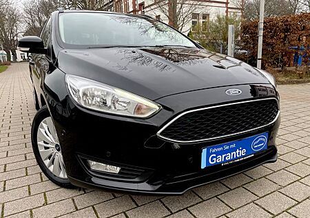 Ford Focus 1.5-R.Kamera-PDC-Garantie-AHK-LED-Navi