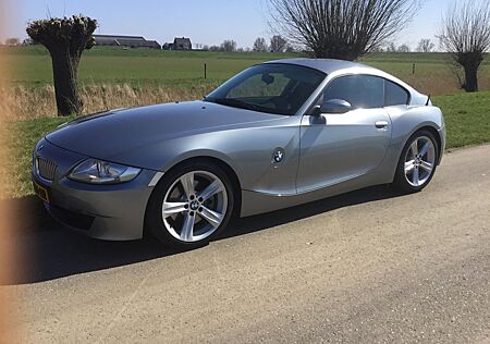 BMW Z4 Coupé 3.0si - nur 44.400 km ganz original