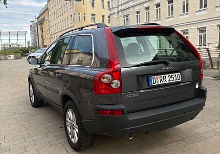 Volvo XC 90 XC90 7 Sitzer 1. Hand Scheckheftgepflegt