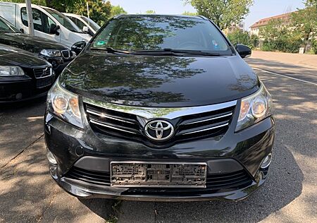 Toyota Avensis Kombi 2.0 D Edition Leder Kamera Euro 5