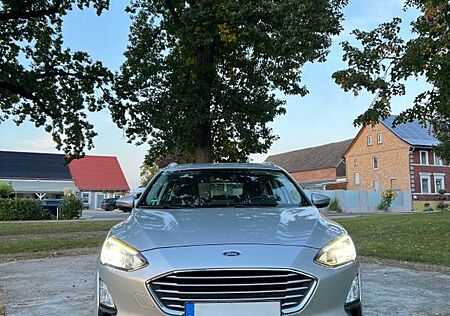Ford Focus 2,0 EcoBlue 110kW Cool & Connect Tur. ...