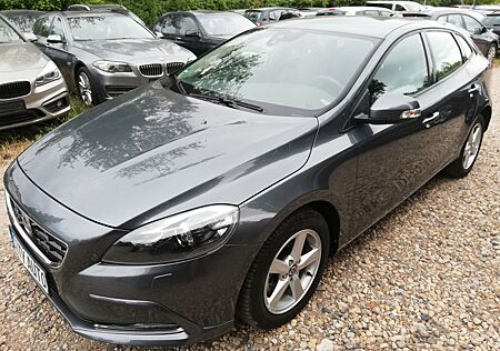 Volvo V40 Kinetic