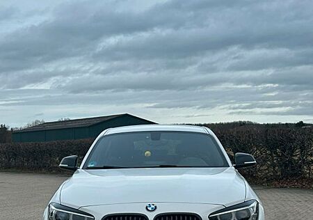BMW 118i Sport Line (F20)