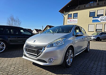 Peugeot 208 Allure/ SHZ/ Klima/ TÜV NEU