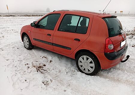 Renault Clio 1.2 16V Confort Authentique Confort Aut...