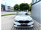 BMW 330e Autom. Advantage/LED/Navi