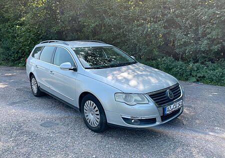 VW Passat Volkswagen 2.0 TDI DPF Highline Highline