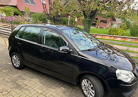 VW Polo Volkswagen 1.4 Comfortline, Benziner, Garagenwagen