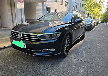 VW Passat Variant Volkswagen 2.0 TDI SCR DSG Highline Vari...