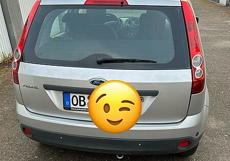 Ford Fiesta 1,4 16V Connection Connection