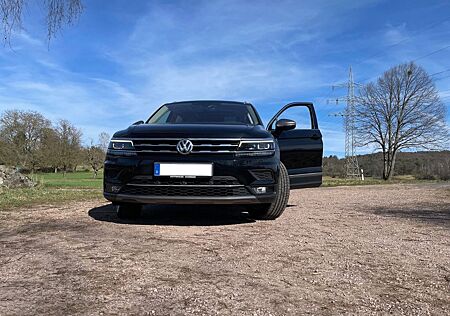VW Tiguan Allspace Volkswagen 2.0 TSI 132kW DSG 4MOTION Hi...