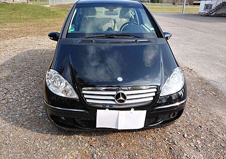 Mercedes-Benz A 200 ELEGANCE ELEGANCE