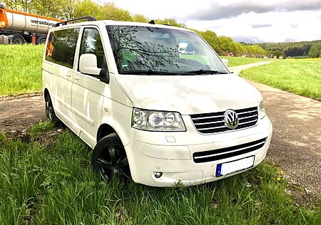 VW T5 Multivan Volkswagen Highline SPORT Automatik Leder Chip