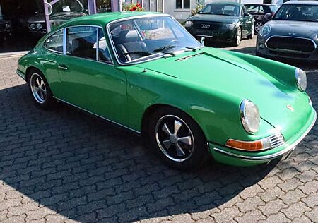 Porsche 911 Urmodell 911 2,4 T Ölklappe