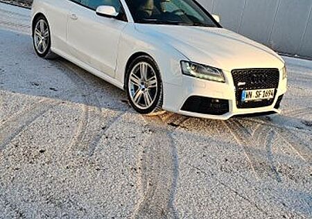 Audi RS5 4.2 FSI S tronic quattro -