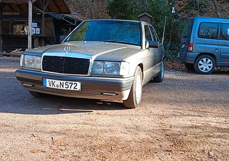 Mercedes-Benz 190