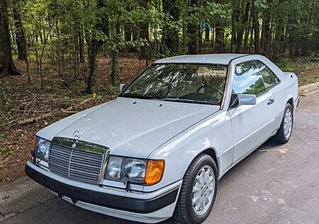 Mercedes-Benz 300 300CE